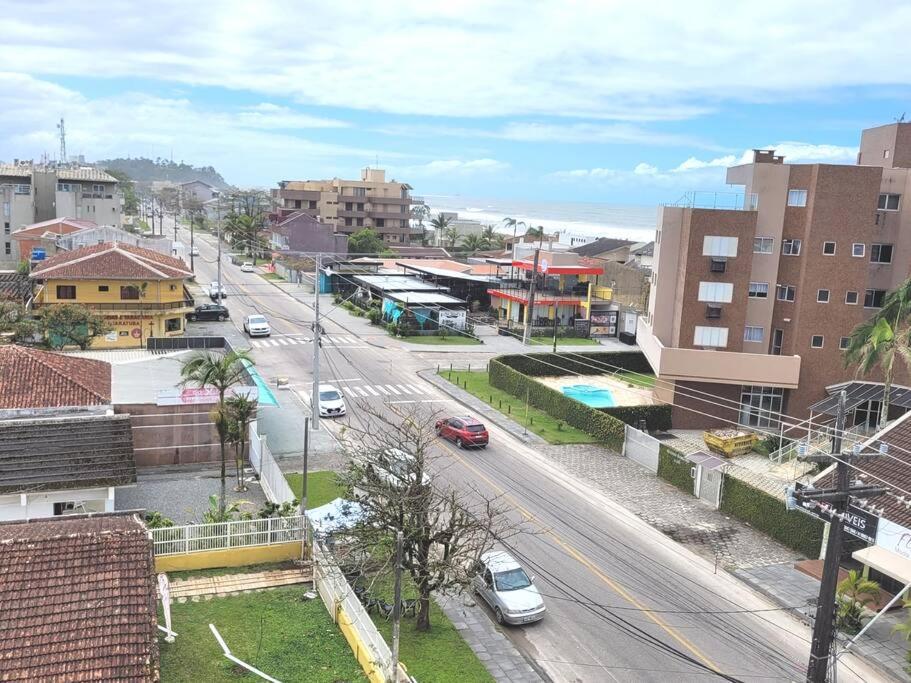 Apartamento Brejatuba Beira Mar Гуаратуба Екстериор снимка