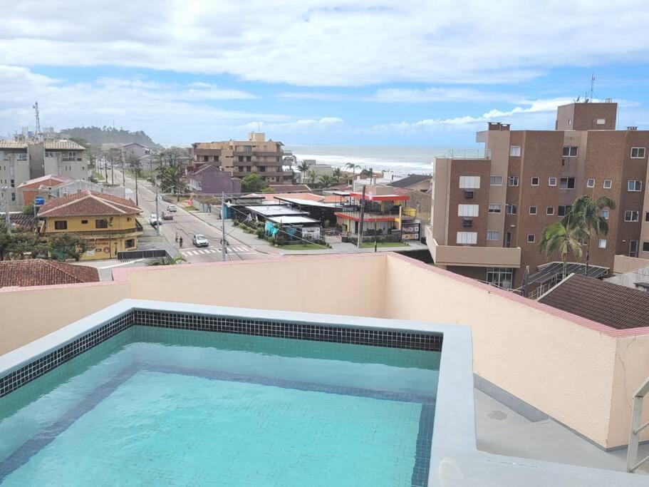 Apartamento Brejatuba Beira Mar Гуаратуба Екстериор снимка